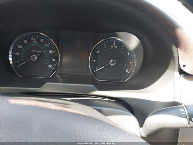 2015 JAGUAR XF SAJWA0F76F8U59685 Photo 6