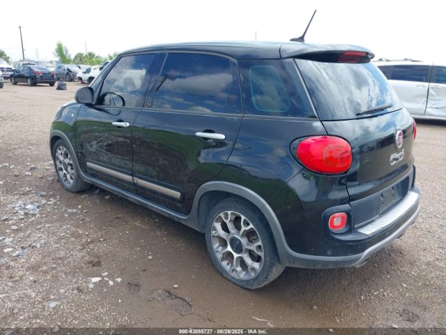 2014 FIAT 500L ZFBCFADH2EZ006647 Photo 2