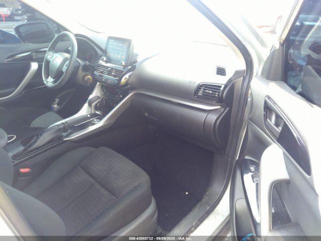 2023 MITSUBISHI ECLIPSE CROSS JA4ATVAA1PZ005921 Photo 4