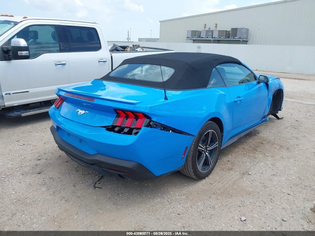 Ford 4v 2025 1FAGP8UH2S5108351 Image 4