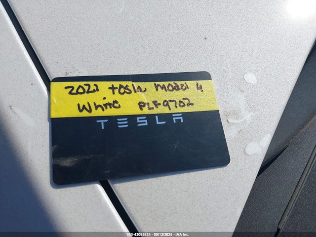 2021 TESLA MODEL Y 5YJYGAEE6MF255445 Photo 10