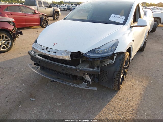 2021 TESLA MODEL Y 5YJYGAEE6MF255445 Photo 5