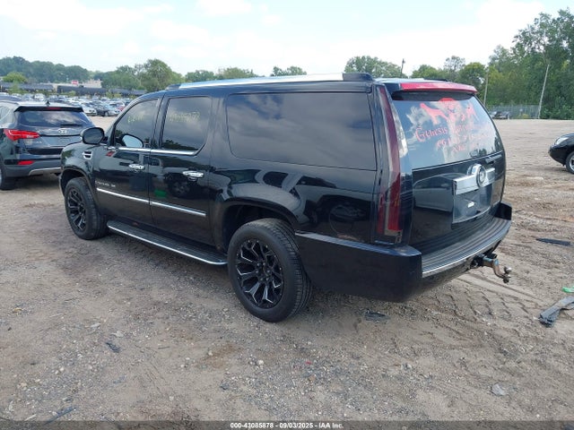 2008 CADILLAC ESCALADE ESV 1GYFK66888R262175 Photo 2
