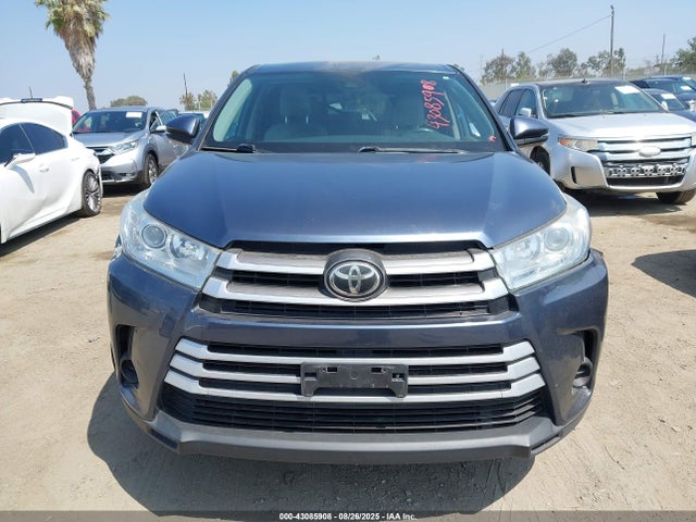 Toyota 1ar-fe 2018 5TDZARFH2JS035157 Image 12