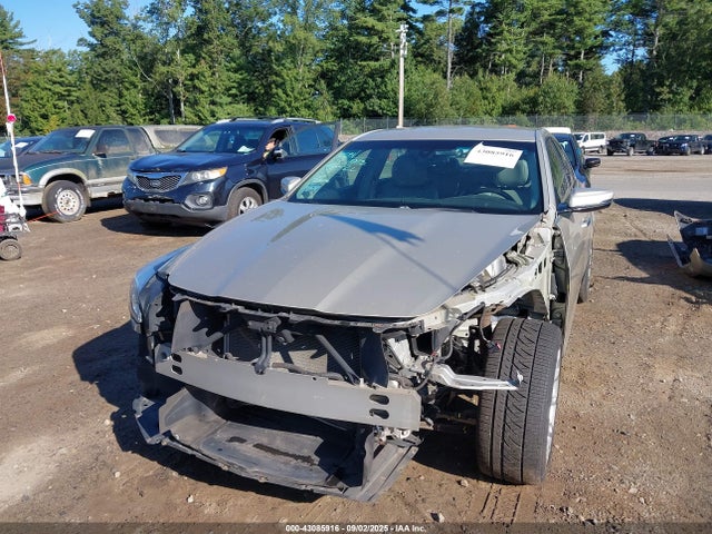 1G6AW5SX8E0128099 Cadillac ltg