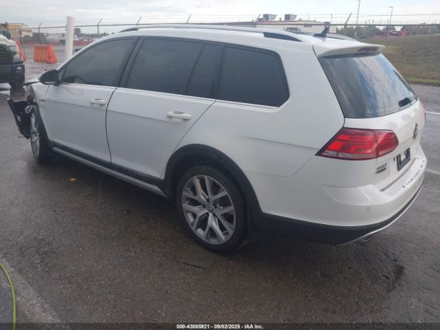 2018 VOLKSWAGEN GOLF ALLTRACK 3VWH17AU5JM751505 Photo 2