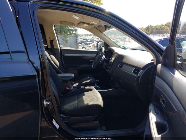 2018 MITSUBISHI OUTLANDER JA4AZ3A31JZ071431 Photo 4