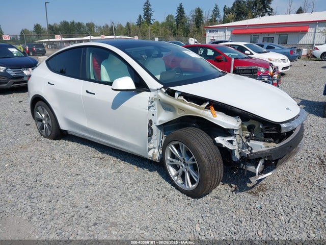 2023 TESLA MODEL Y 7SAYGAEE3PF788778 Photo 0