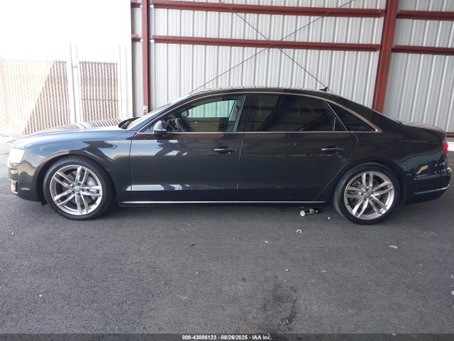WAU3GAFD6FN030136 Audi A8