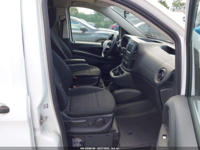 2020 MERCEDES-BENZ METRIS W1YV0CEY7L3691838 Photo 4