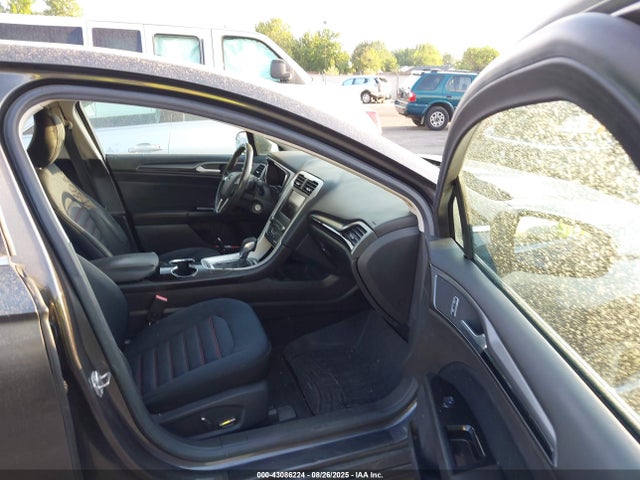 Ford 2016 2016 3FA6P0H9XGR133521 Image 5