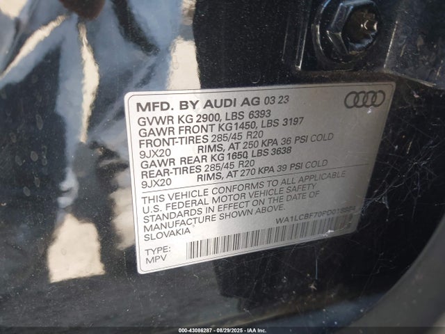 2023 AUDI Q7 WA1LCBF70PD018984 Photo 8