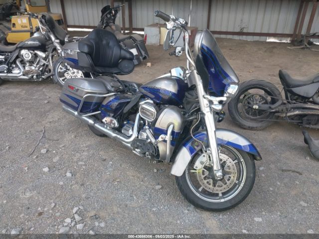 2017 HARLEY-DAVIDSON FLHTKSE 1HD1TEF14HB961840