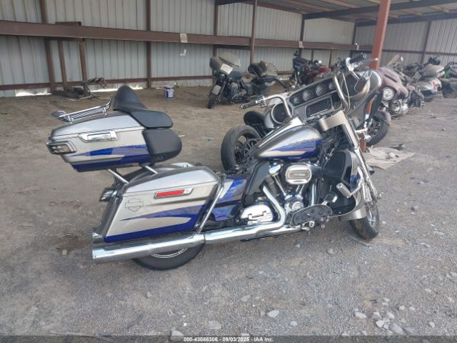 2017 HARLEY-DAVIDSON FLHTKSE 1HD1TEF14HB961840 Photo 3