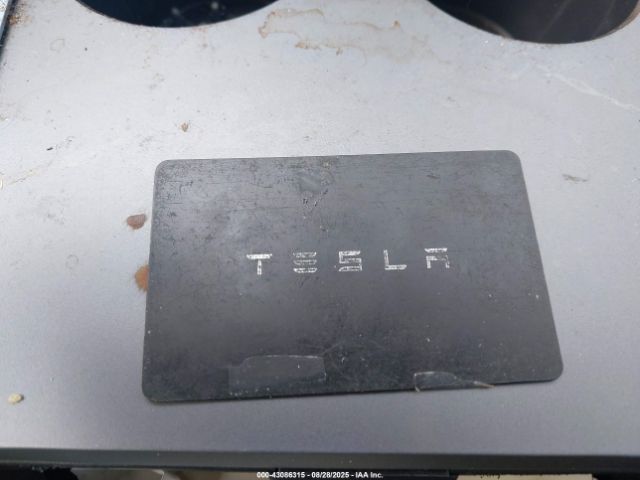 2023 TESLA MODEL Y 7SAYGDEE0PA056378 Photo 10