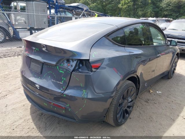 2023 TESLA MODEL Y 7SAYGDEE0PA056378 Photo 3