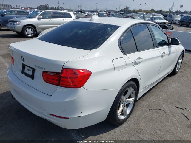 BMW 328I 2015 WBA3C1C56FK121966 Image 4