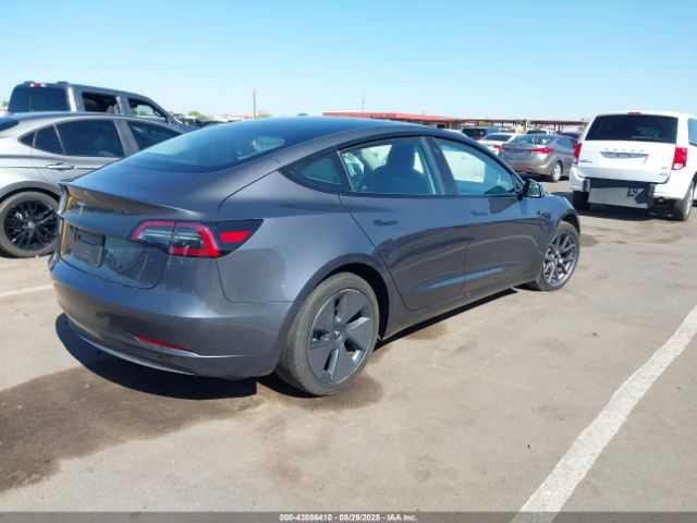 2023 TESLA MODEL 3 5YJ3E1EA1PF682940 Photo 3