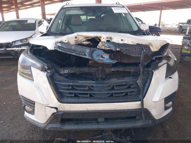 Auction sale of the 2022 Subaru Forester Limited, vin: JF2SKAPC4NH488159, lot number: 43086431