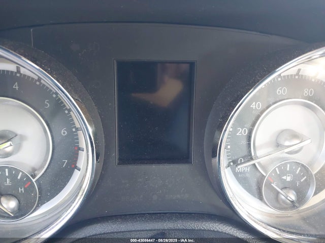 Chrysler 300 2014 2C3CCAAG1EH283148 Image 14