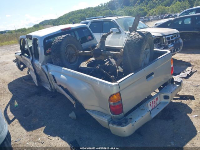 2001 TOYOTA TACOMA 5TEWM72N41Z748509 Photo 2
