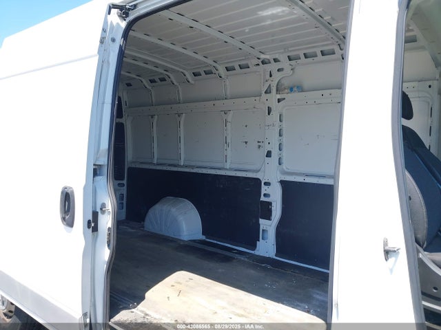 RAM Promaster 3500 2014 3C6URVJG0EE118152 Image 8