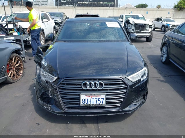 WAUAUGFFXLA101524 Audi A3