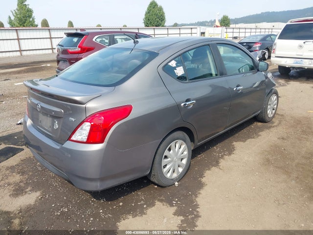 3N1CN7AP7HK425077 Nissan Versa