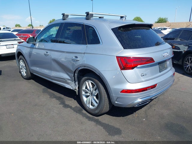 2022 AUDI Q5 WA1GAAFY6N2054794 Photo 2