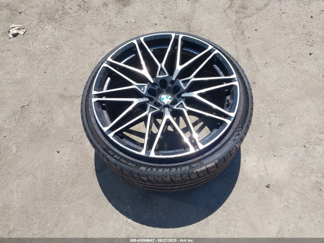 5YMJU0C06N9J07343 BMW 2022
