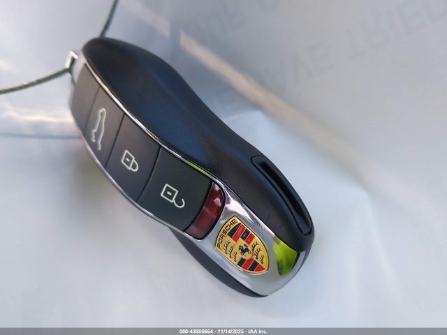 2025 PORSCHE MACAN WP1AA2A51SLB09302 Photo 10