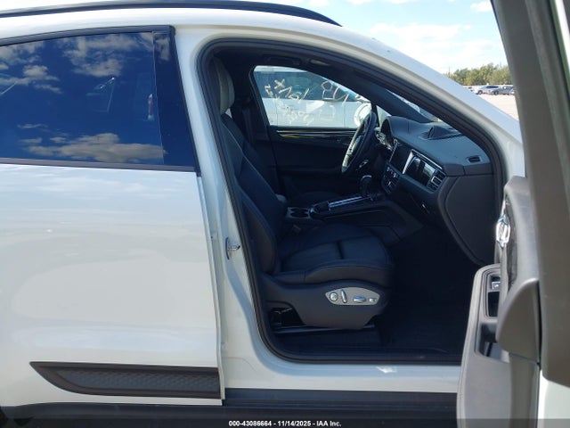2025 PORSCHE MACAN WP1AA2A51SLB09302 Photo 4