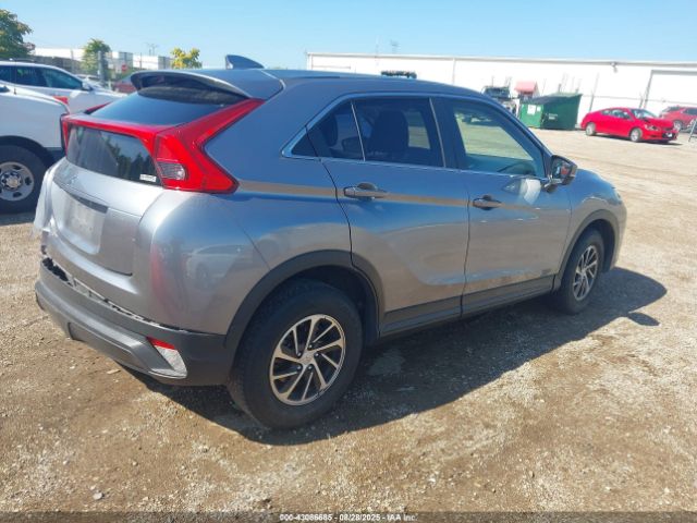 2020 MITSUBISHI ECLIPSE CROSS JA4AT3AA0LZ023065 Photo 3