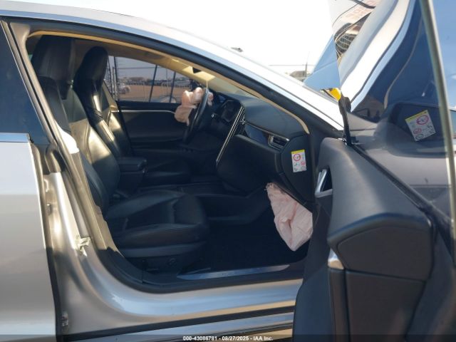 2016 TESLA MODEL S 5YJSA1E25GF151367 Photo 4