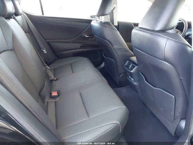 Lexus a25a-fxs 2025 58ADA1C11SU068767 Image 8