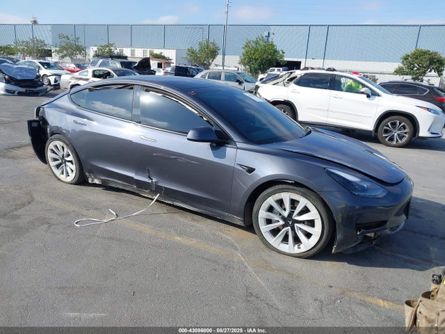 2023 TESLA MODEL 3 5YJ3E1EA0PF668981 Photo 0