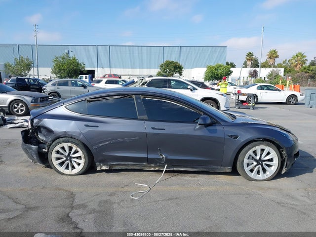Tesla MODEL 3 2023 5YJ3E1EA0PF668981 Image 13