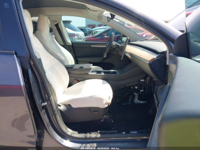 2023 TESLA MODEL Y 7SAYGDEF3PF968983 Photo 4