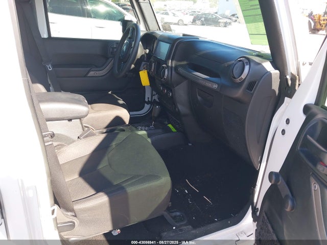 1C4BJWDG0HL750332 Jeep Wrangler