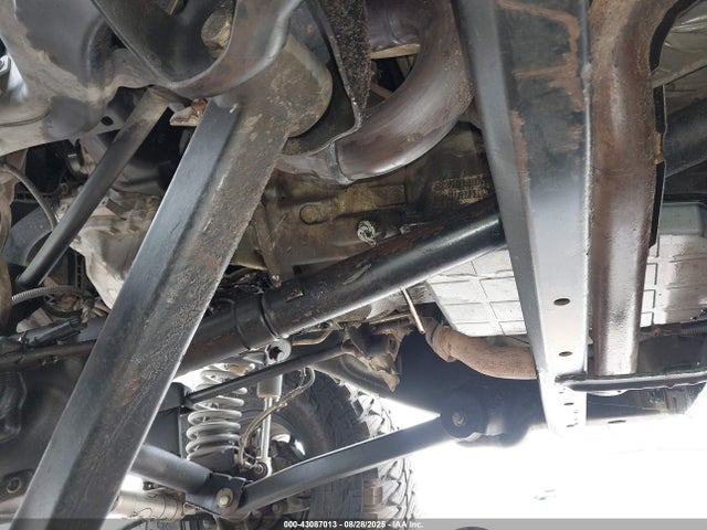 1C4HJWFG7EL107124 Jeep Wrangler