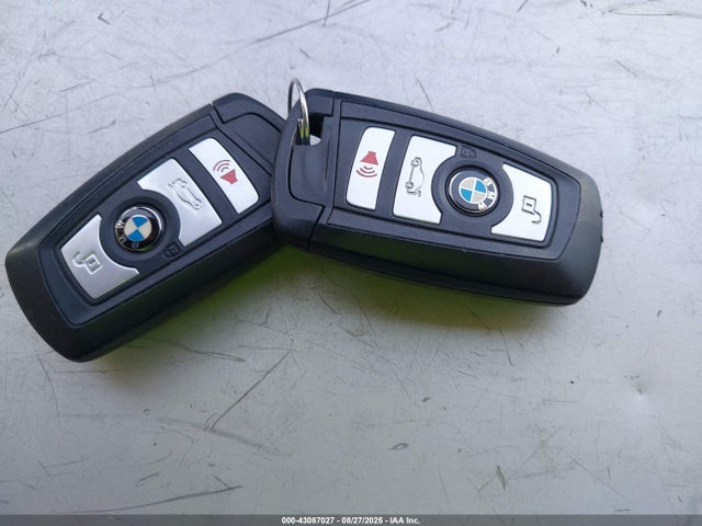 BMW 528I 2015 WBA5A5C52FD514213 Image 11