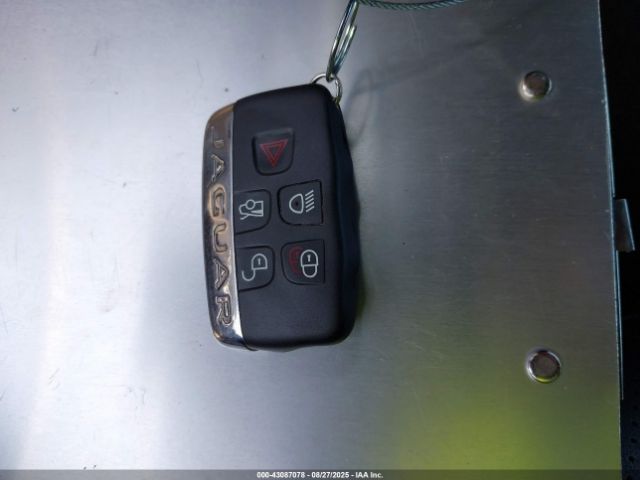 2014 JAGUAR XJ SAJWA2GZ3E8V60709 Photo 10