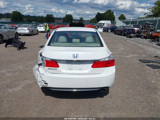 Honda k24w1 2015 1HGCR2F33FA205896 Image 16