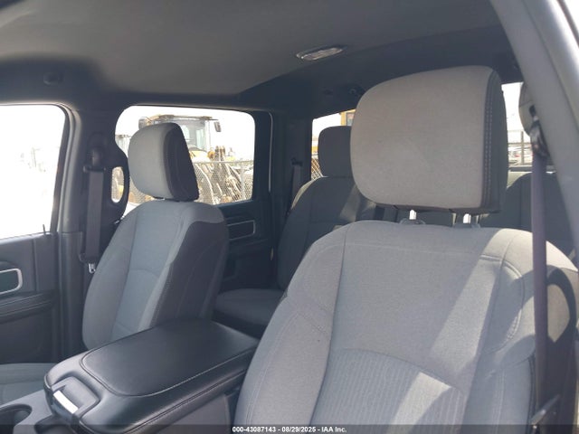 2024 Ram 3500 Big Horn  4x4 8' Box მანქანა იყიდება აუქციონზე, vin: 3C63R3HL9RG265468, აუქციონის ნომერი: 43087143