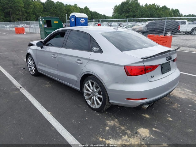 2016 AUDI A3 WAUA7GFF2G1066717 Photo 2