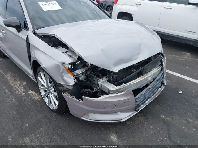 2016 AUDI A3 WAUA7GFF2G1066717 Photo 5