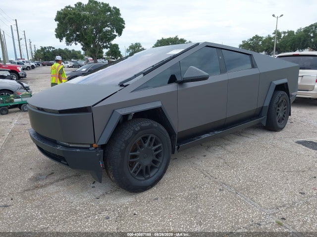 2024 TESLA CYBERTRUCK 7G2CEHED8RA054874 Photo 1