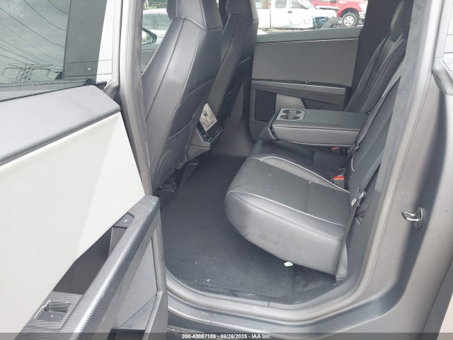 2024 TESLA CYBERTRUCK 7G2CEHED8RA054874 Photo 7