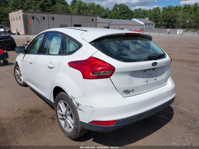 Ford 2.0l gdi 2018 1FADP3K29JL295599 Image 3