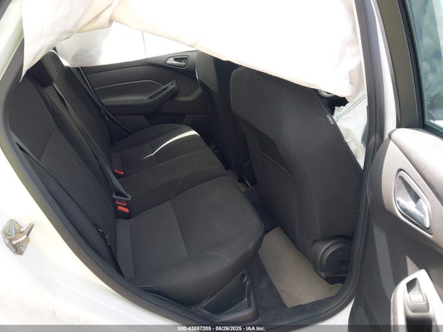 Ford 2.0l gdi 2018 1FADP3K29JL295599 Image 8